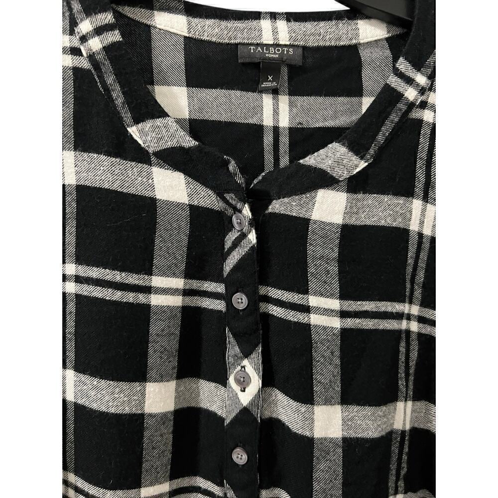 Talbots Woman’s Black White Gathered Long Sleeve Flannel 1/2 button Size 0X - Picture 6 of 8